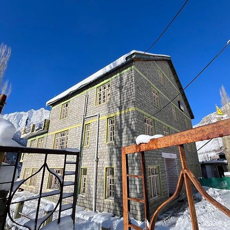 Snowflake Homestay Gondhla Exterior foto